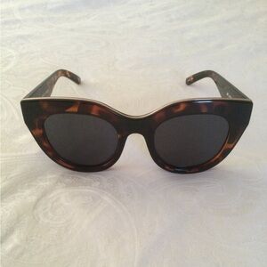 NEW Le Specs Air Heart sunglasses. Tortoise. 51 MM